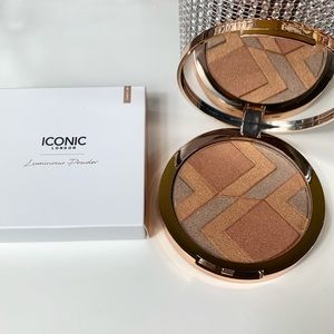 Iconic London Luminous Powder